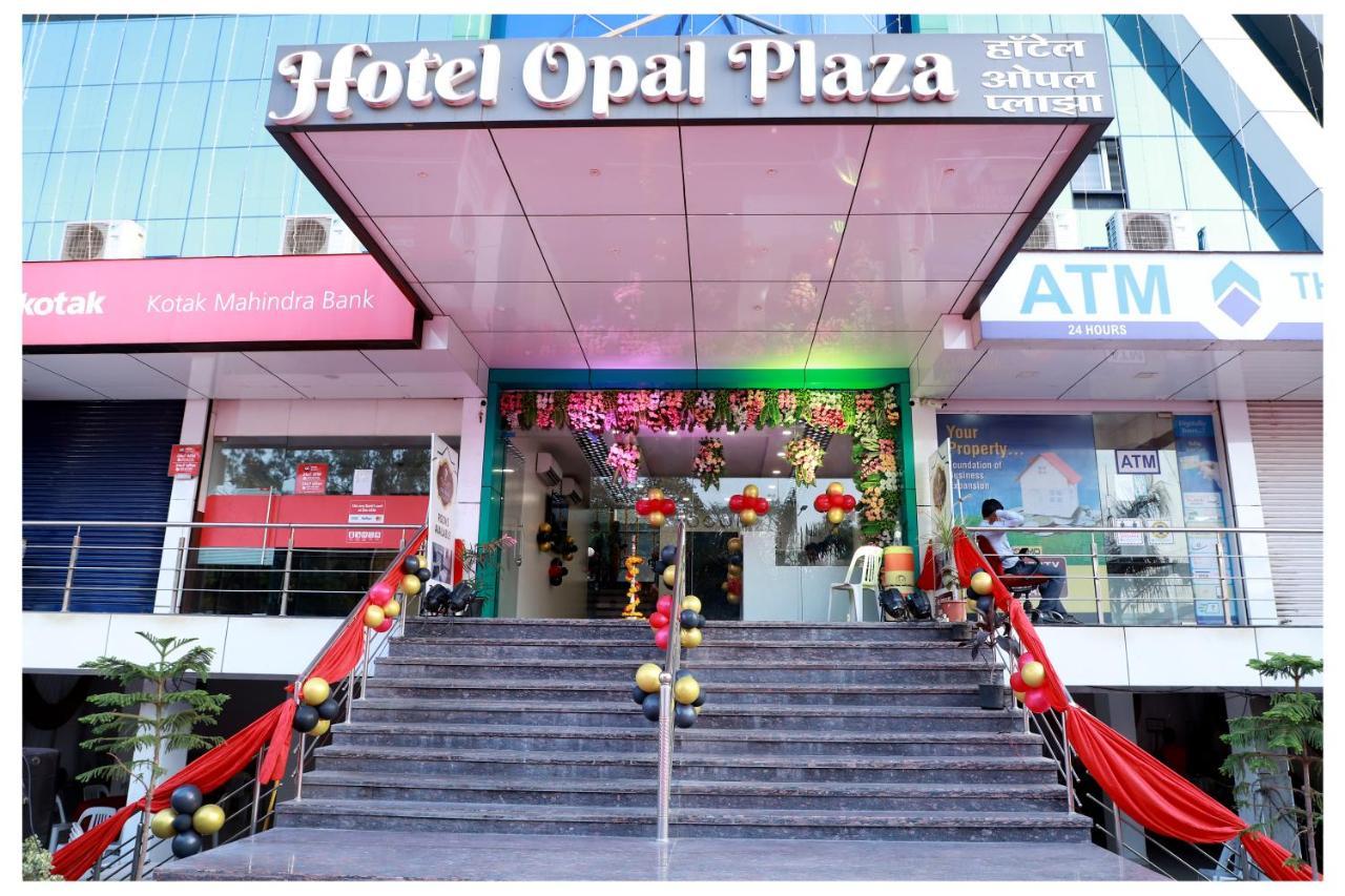Hotel Opal Plaza Executive Waluj Buzurg المظهر الخارجي الصورة