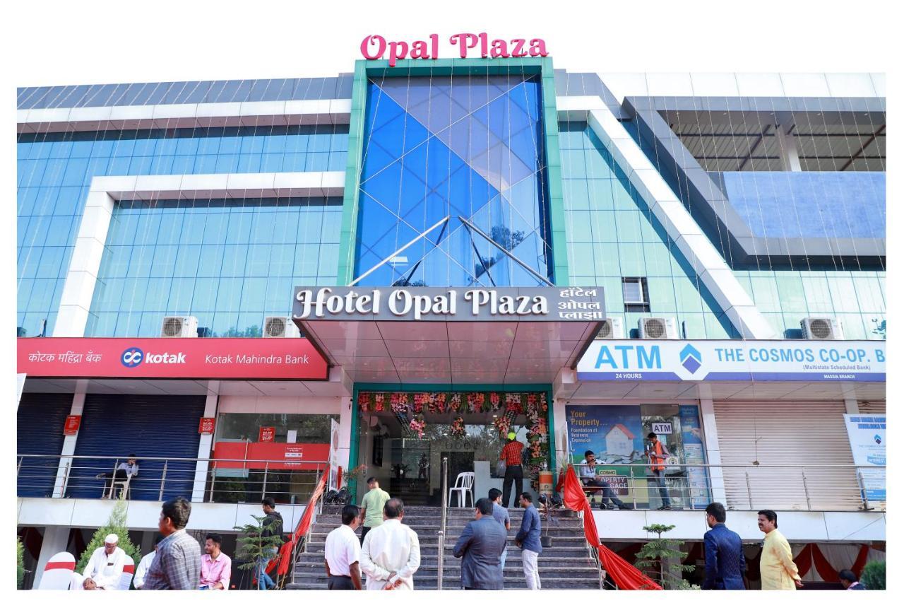 Hotel Opal Plaza Executive Waluj Buzurg المظهر الخارجي الصورة